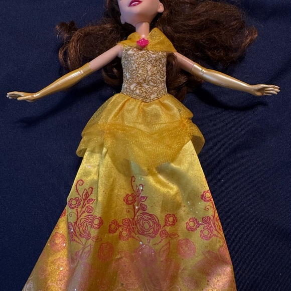 Disney Princess Belle Dress/Costume Size Small with matching Disney Doll - Picture 12 of 15
